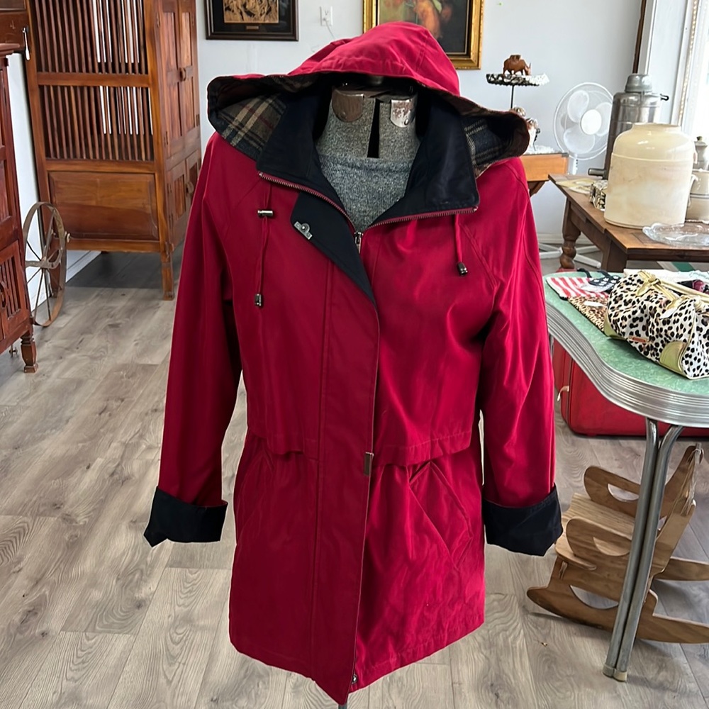 Liz Claiborne Red Winter Coat Jacket Womans Size S Button Front with Pockets
